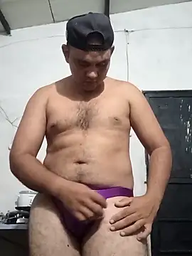 travieso2893 online show from October 14, 2:51 am