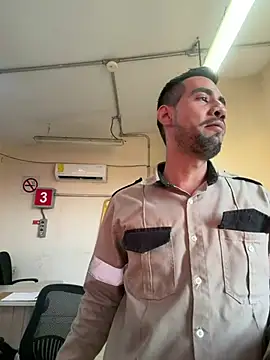 EnriquePersian197 online show from February 10, 12:04 am