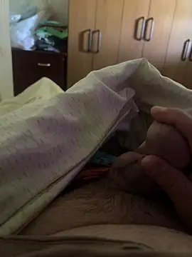 serjaohot28 online show from February 8, 7:40 pm