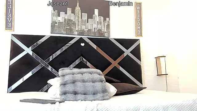 toyboys1 online show from February 18, 5:05 am