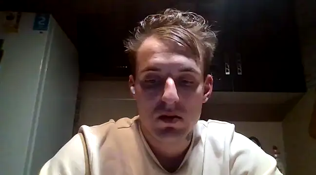 Johny Hurdman27 online show from December 7, 9:44 pm