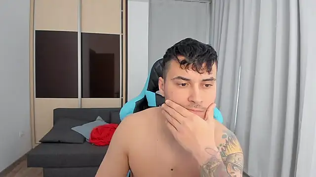 MatMalonne online show from December 15, 1:19 pm