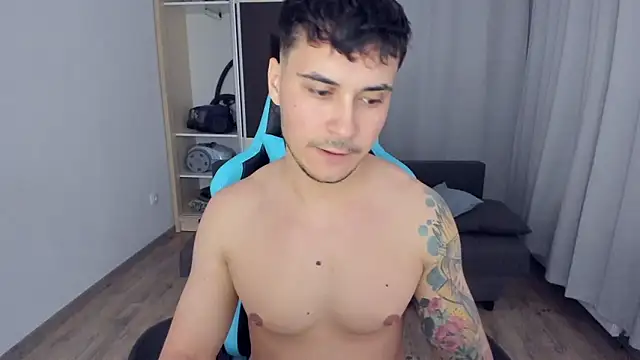 MatMalonne online show from December 12, 3:59 pm