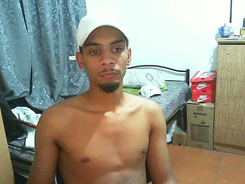 29YOURZ 28  online show from December 16, 6:04 pm