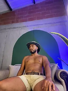 noah jones   online show from February 1, 4:27 pm