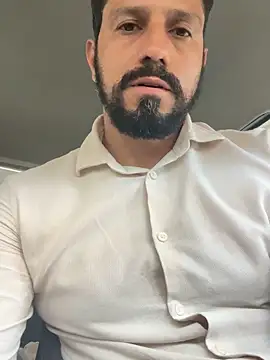 Snapshot of Edbero chatting on October 13, 2:23 pm Edbero online show from October 13, 2:23 pm