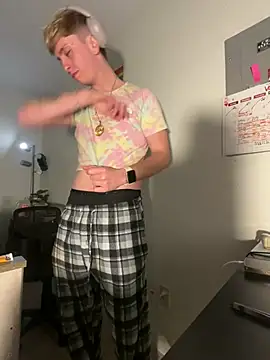 twentywithafelonyy online show from February 16, 12:54 pm