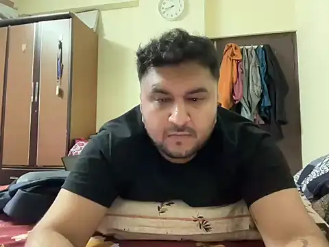 gauravgay93 online show from January 23, 3:11 pm