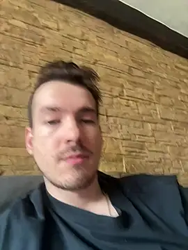 HAPPYKYLI online show from February 23, 9:17 am