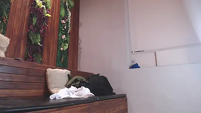 Andy Joy  online show from September 30, 11:47 am