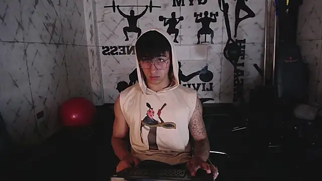 Andy Joy  online show from October 3, 11:59 am