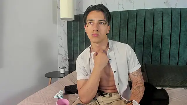 Andy Joy  online show from March 14, 12:01 pm