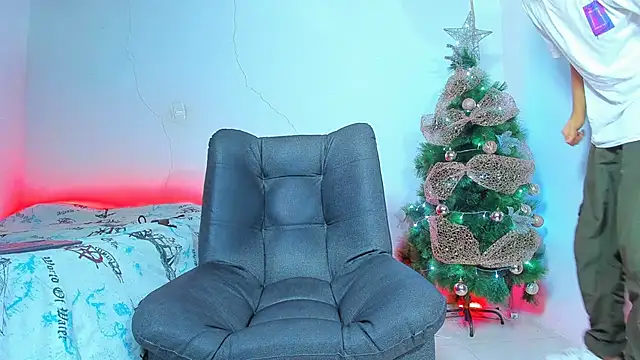 maxowens oficial online show from December 23, 11:28 pm