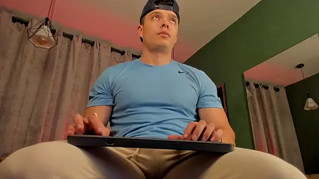 Jake Tylerr  online show from June 5, 6:03 pm