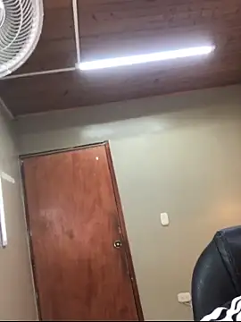 JackSwan18 online show from October 14, 4:30 am