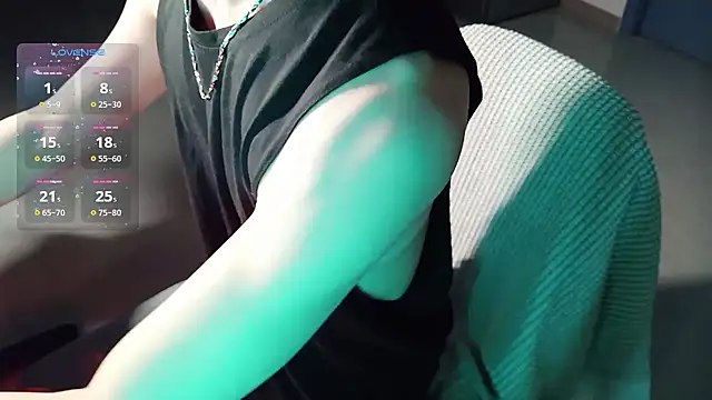 FEIYU001 online show from March 17, 2:03 pm