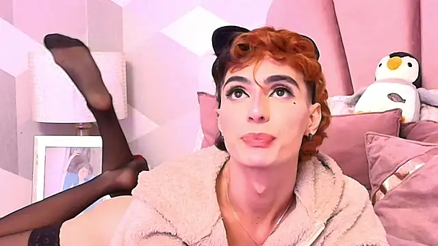 KylieMonnett online show from February 12, 6:52 am