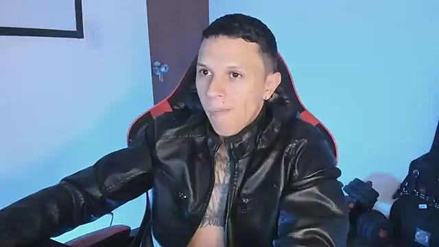 goodboy69l online show from July 16, 11:45 pm