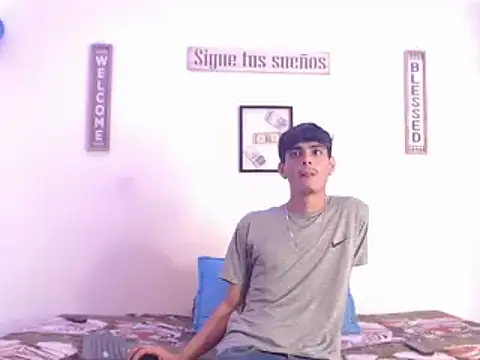 harrytomson 1 online show from January 15, 4:57 am