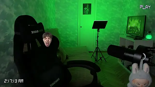 charonbaby1 online show from October 24, 11:17 pm