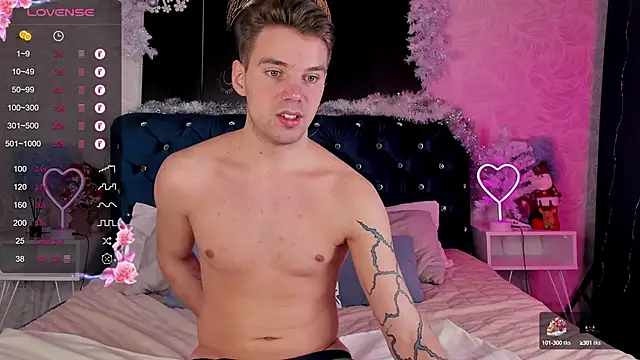 ArthurWhitee online show from January 22, 3:41 am