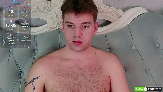 ArthurWhitee online show from April 1, 9:33 am