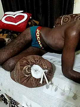 Chocolate stud10 online show from February 14, 6:36 pm