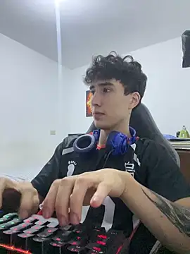 gojo satoru 18 online show from February 26, 2:13 am