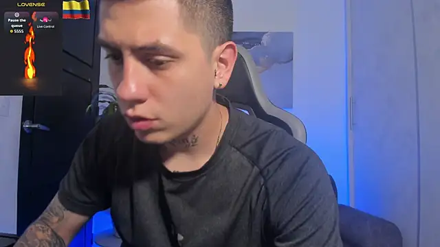 Yeiko Romero  online show from November 5, 8:22 pm