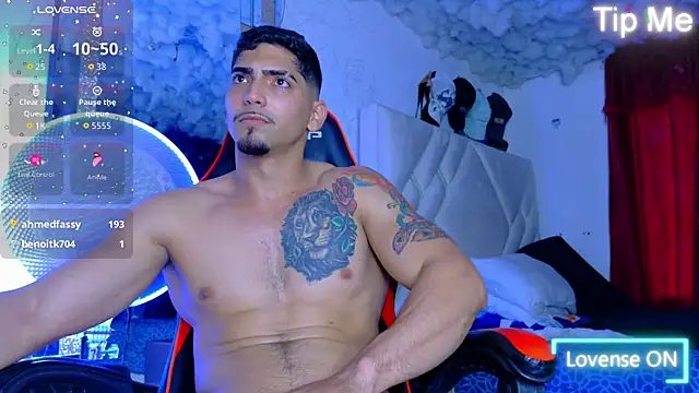 Rich boy01 online show from October 13, 5:41 pm