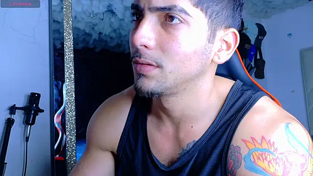 Rich boy01 online show from October 1, 10:35 pm