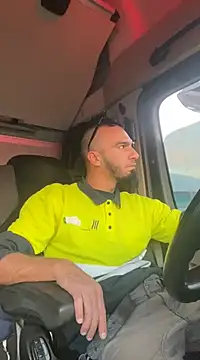 donnuozfutura online show from January 2, 4:13 pm