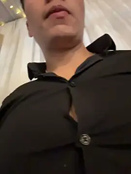 Logan smith1 online show from April 12, 1:09 am