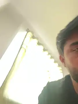 hotboysammy online show from February 16, 8:21 am