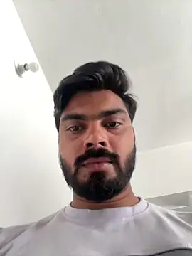 hotboysammy online show from February 4, 5:21 am