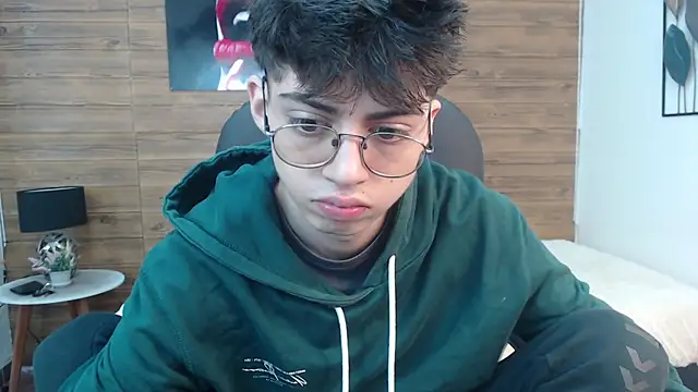 jhoellx online show from December 2, 12:49 pm