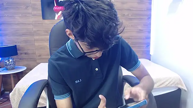 jhoellx online show from February 12, 1:16 pm