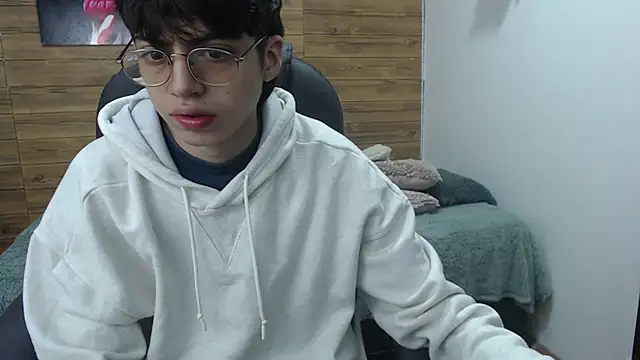 jhoellx online show from January 6, 12:24 pm