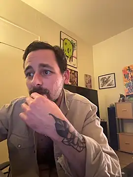 defbond420 online show from November 12, 11:09 pm