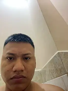 alejooxhot online show from June 6, 1:17 pm