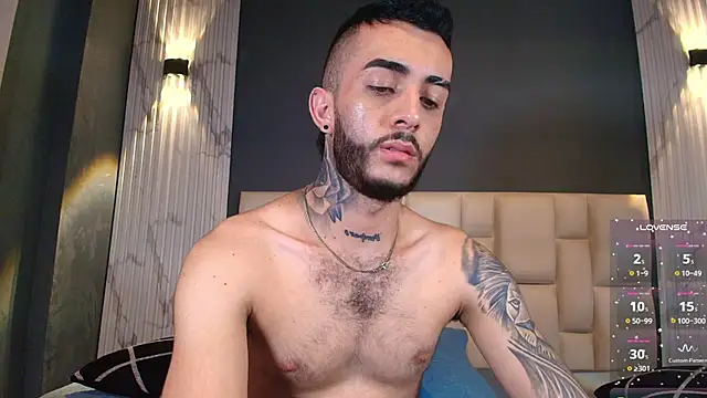 Marcelo ruiz  online show from October 23, 8:01 pm