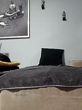 dickinyouto online show from May 3, 3:04 pm