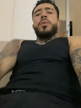 Snapshot of LeoSalvatore_ chatting on March 20, 4:40 am LeoSalvatore  online show from March 20, 4:40 am