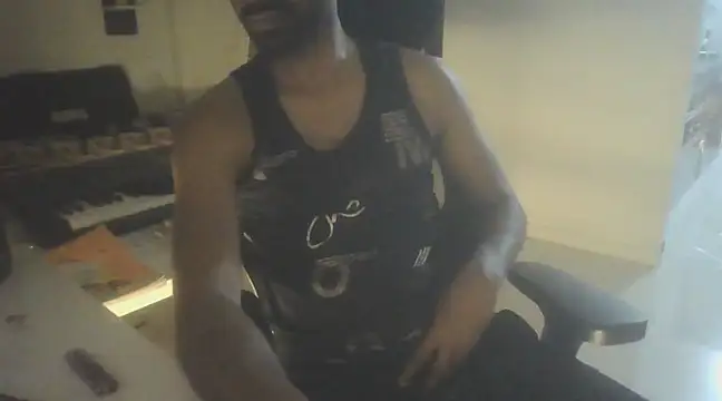 dominanthubby online show from December 5, 7:29 pm