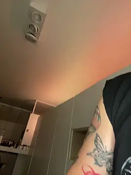 Snapshot of FakkaKaine_ chatting on February 18, 1:54 am FakkaKaine online show from February 18, 1:54 am