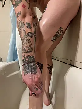 Snapshot of FakkaKaine_ chatting on October 9, 11:53 pm FakkaKaine online show from October 9, 11:53 pm