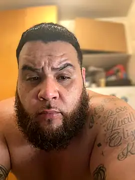 fatboyjayohh126 online show from October 10, 5:12 am