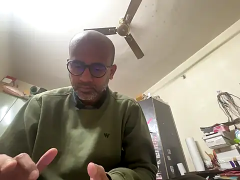 SammyChocolateIndian online show from December 14, 1:07 pm