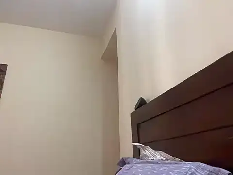 coolboy6566 online show from October 31, 7:45 am