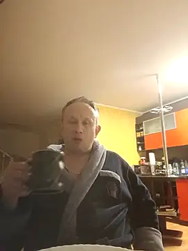 X46x online show from December 14, 5:36 am